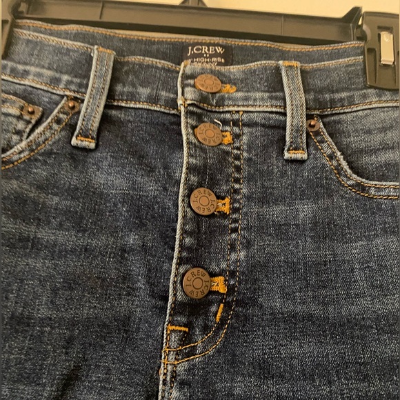 J.Crew Petite 10" high-rise skinny jean in signature stretch. Size 29P. - Picture 2 of 5